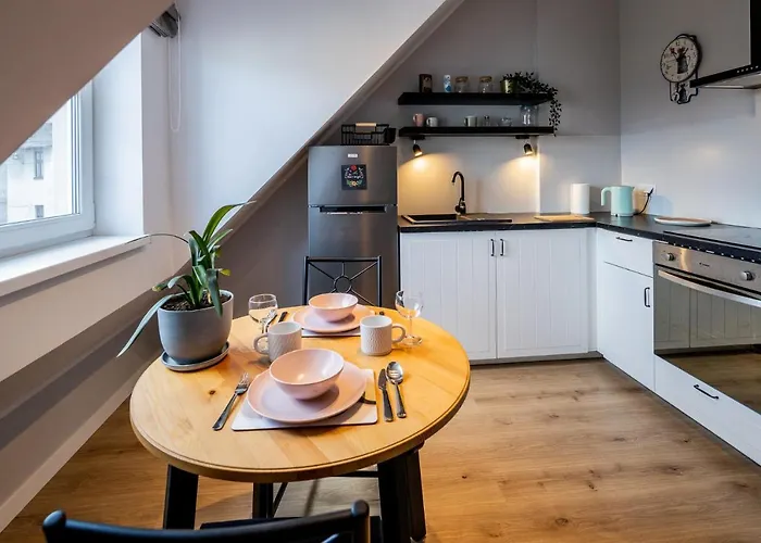 Zakatek Z Miejscem Parkingowym Μπιέλσκο-Μπιάλα